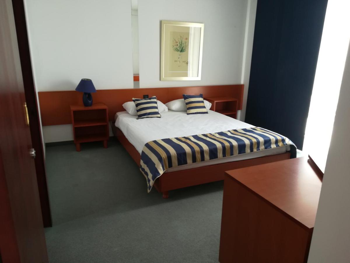 Hotel Tamaris Нови Винодолски Екстериор снимка