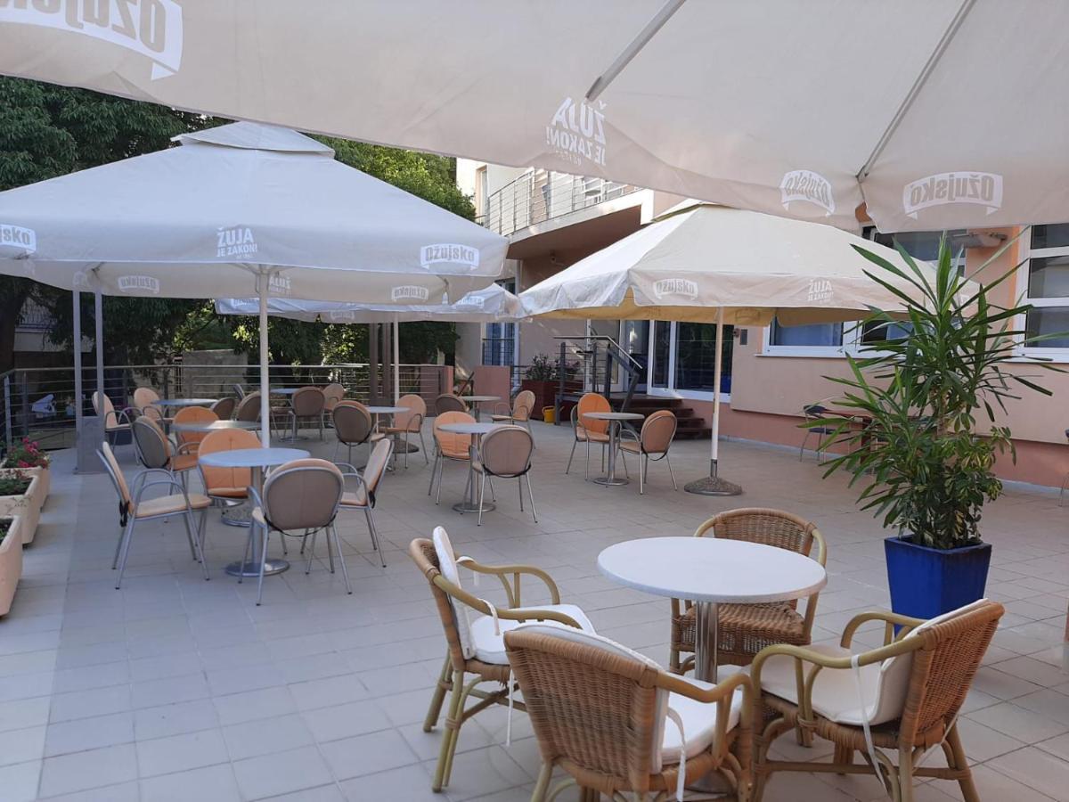 Hotel Tamaris Нови Винодолски Екстериор снимка