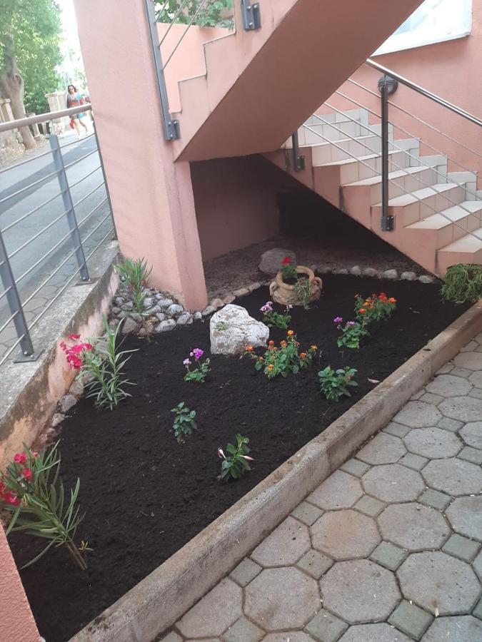 Hotel Tamaris Нови Винодолски Екстериор снимка